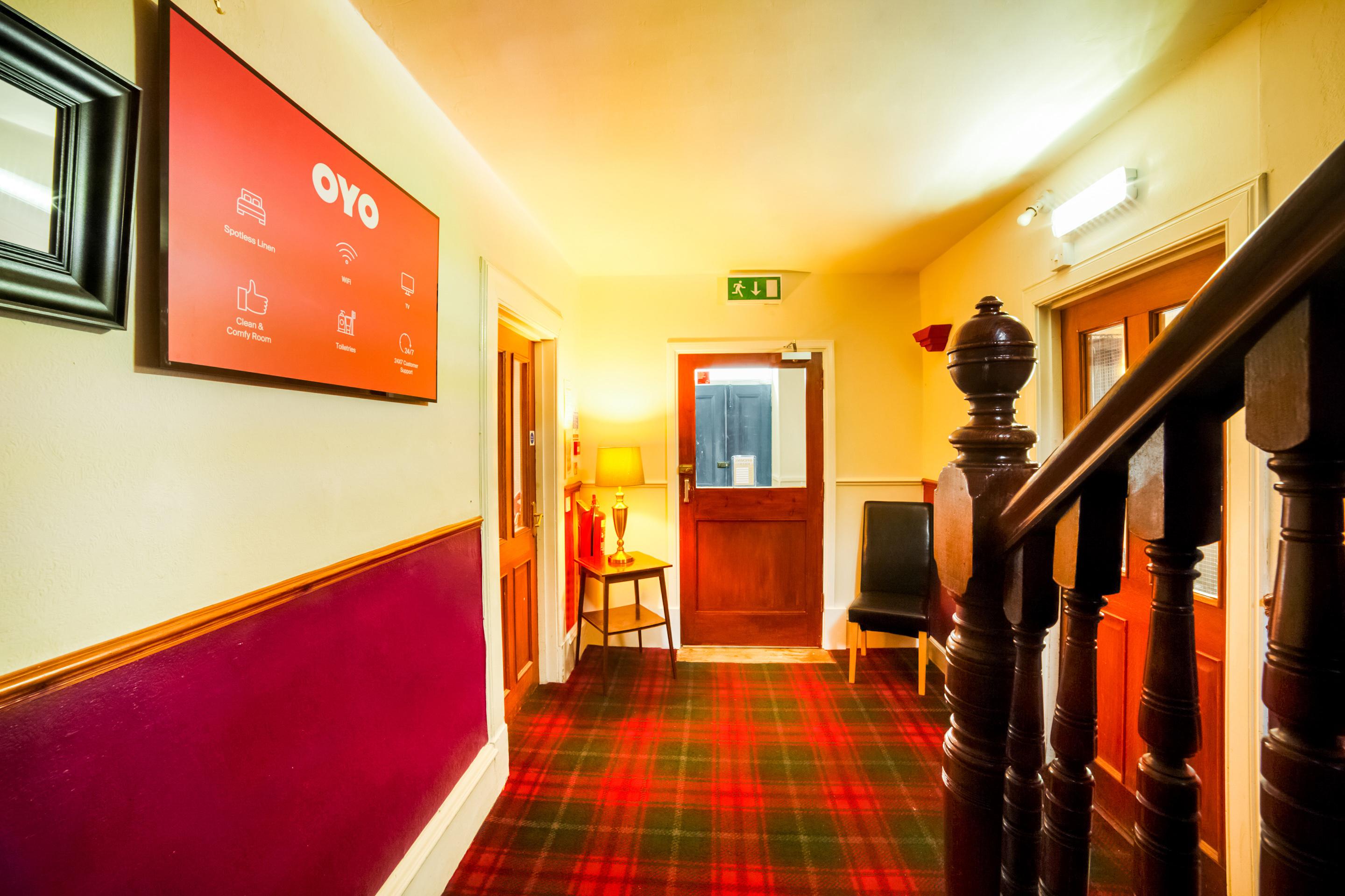 Oyo Braeriach Hotel, Highlands Scotland Newtonmore Exterior photo